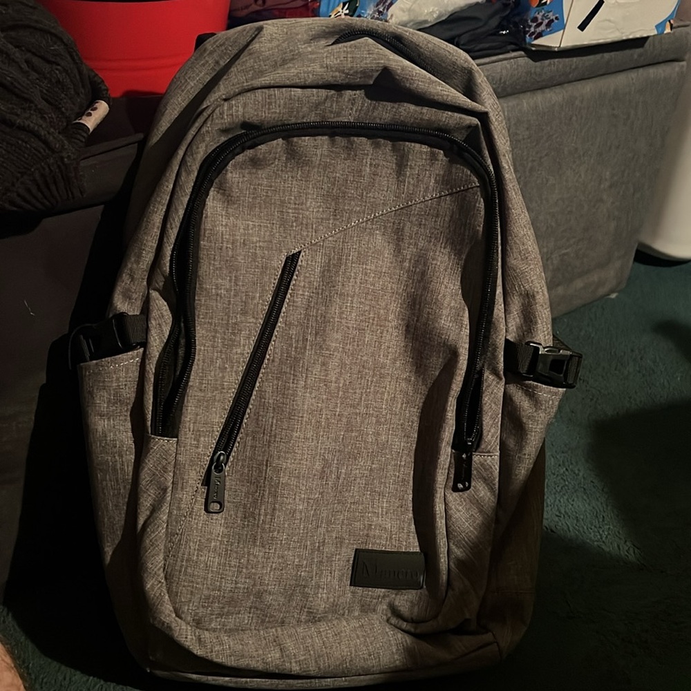 Backpack - Picture 2 of 3